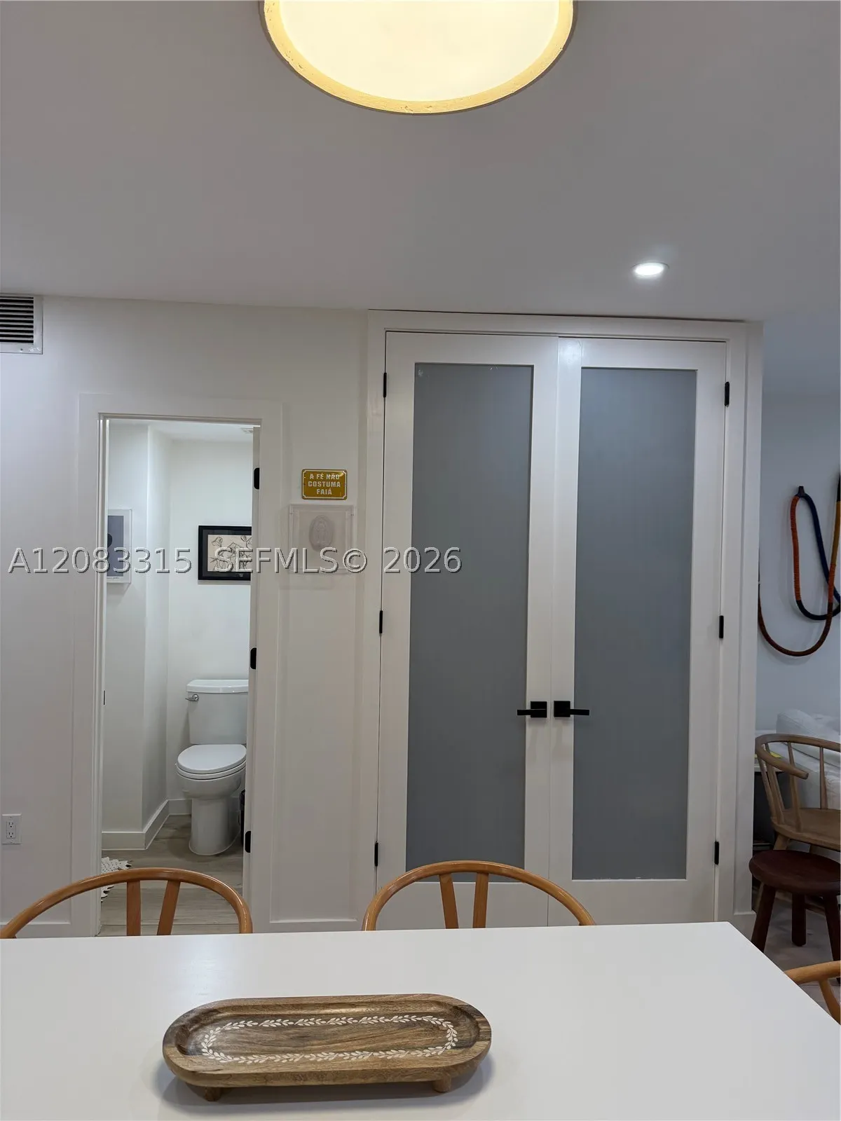 10185 E Collins Ave #822