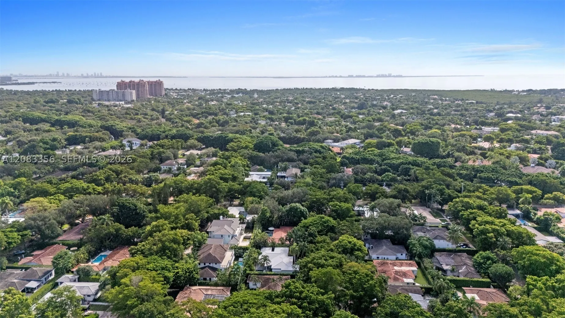 615 Santurce Ave