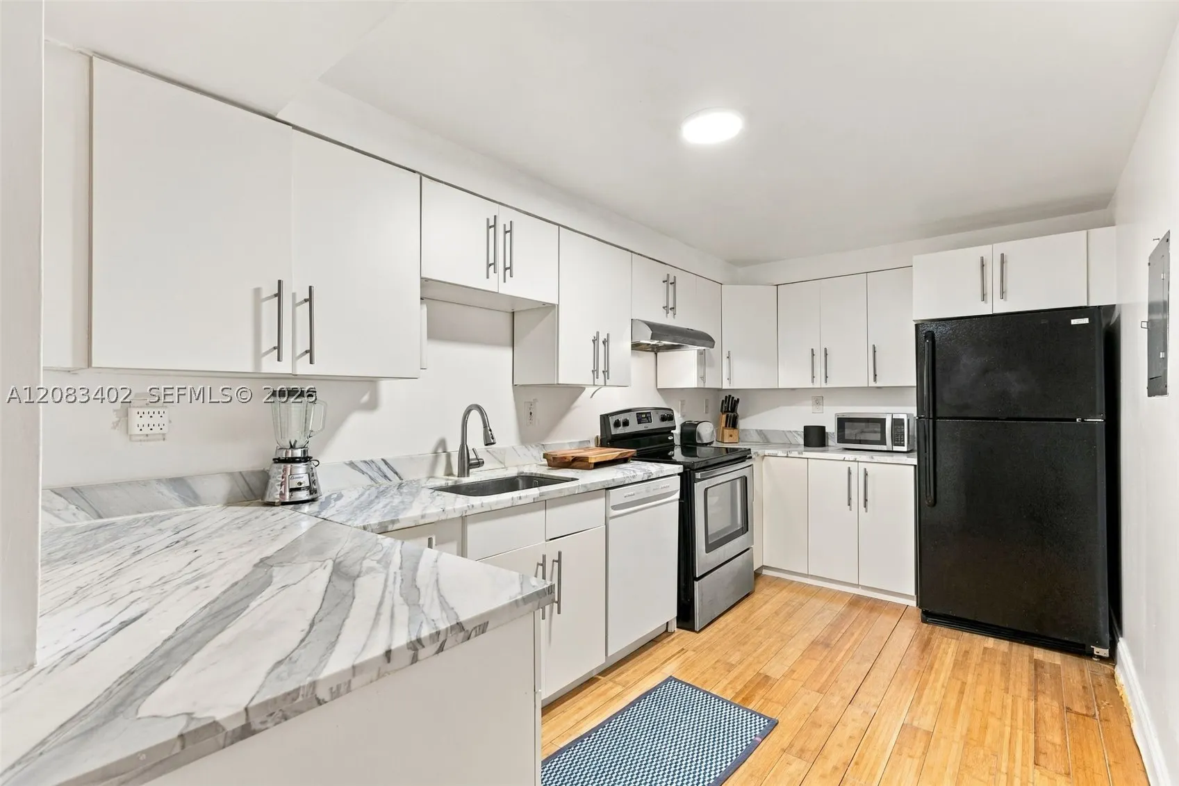 1051 Meridian Ave #1E