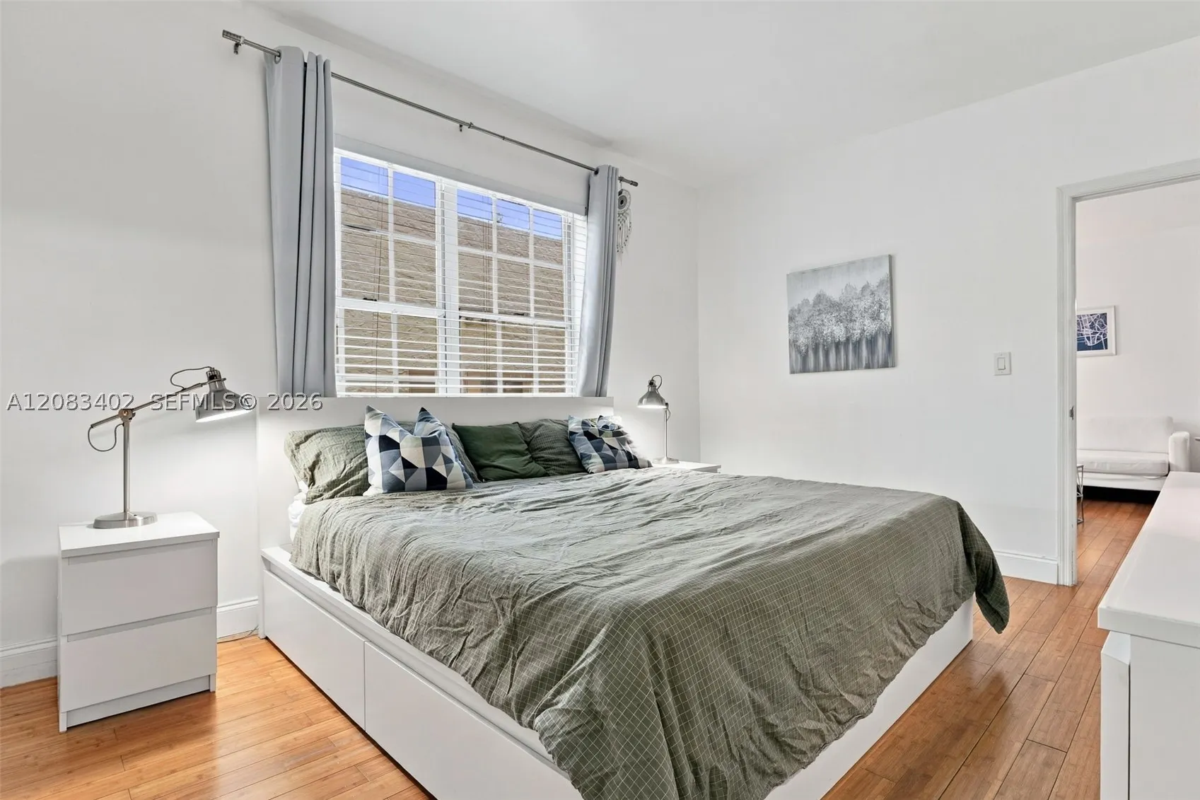 1051 Meridian Ave #1E