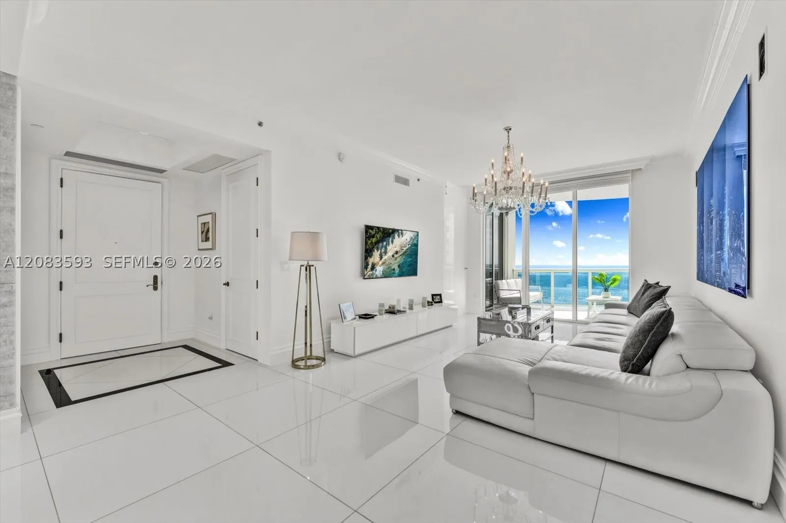 15901 Collins Ave #1606