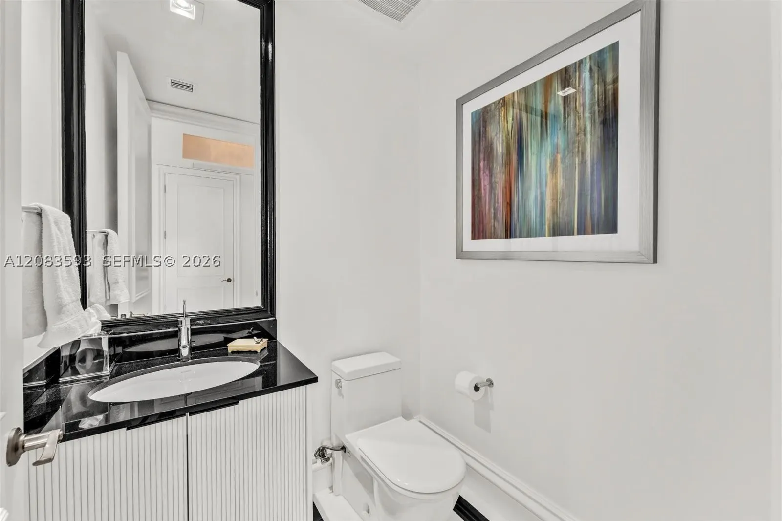 15901 Collins Ave #1606