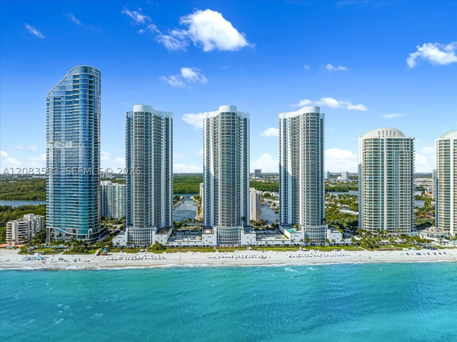 15901 Collins Ave #1606