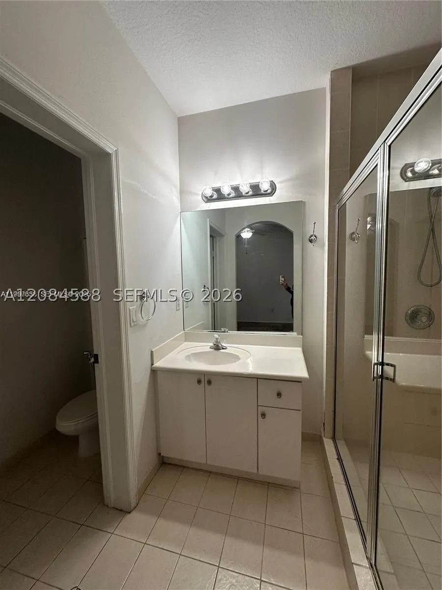 2191 Anchor Ct #1902