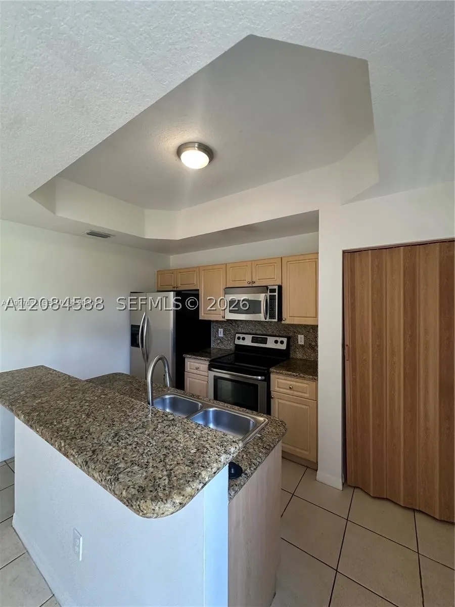 2191 Anchor Ct #1902