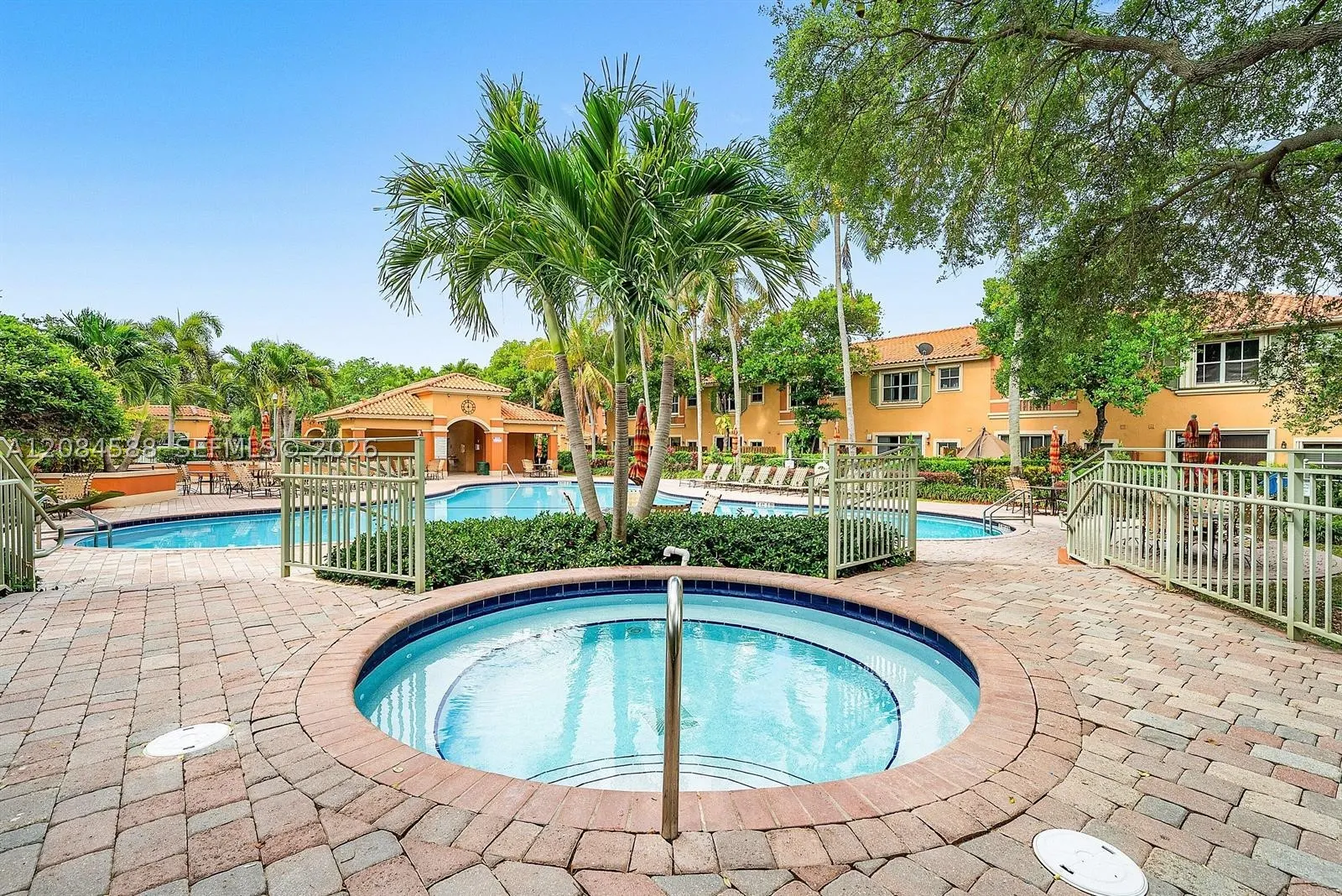 2191 Anchor Ct #1902