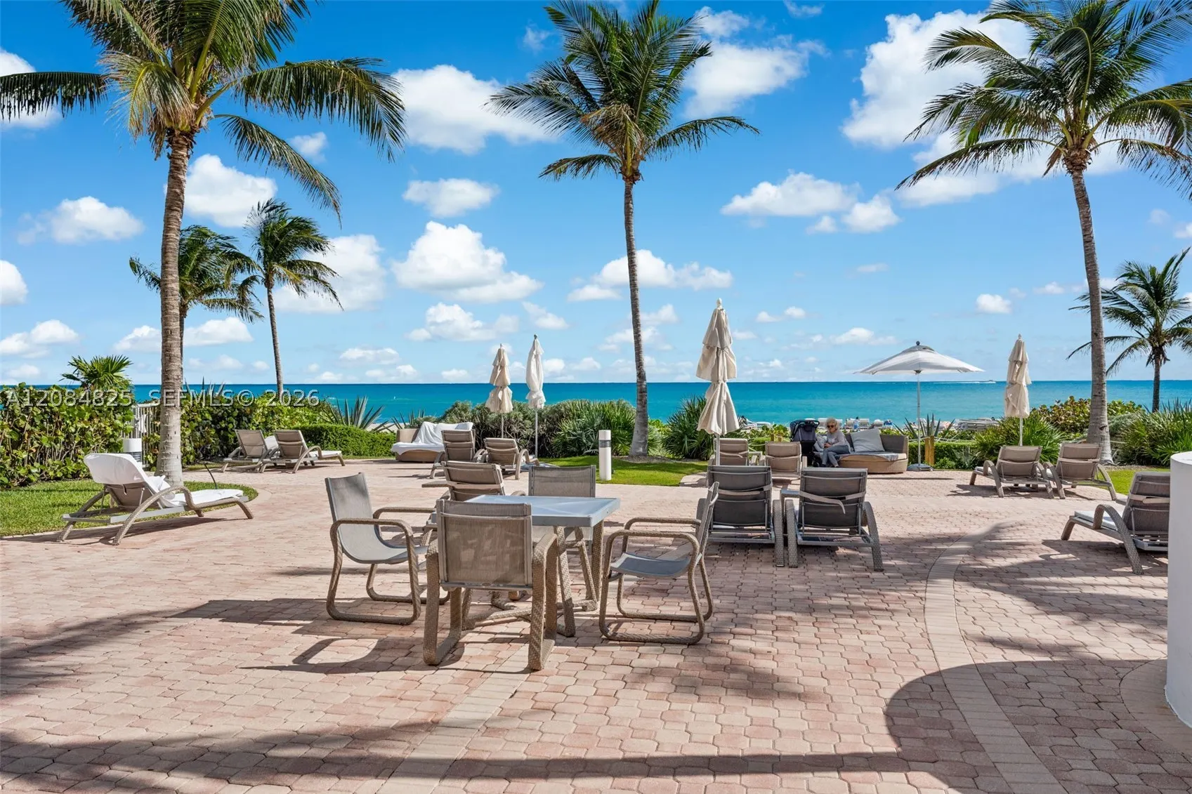 18201 Collins Ave #4709