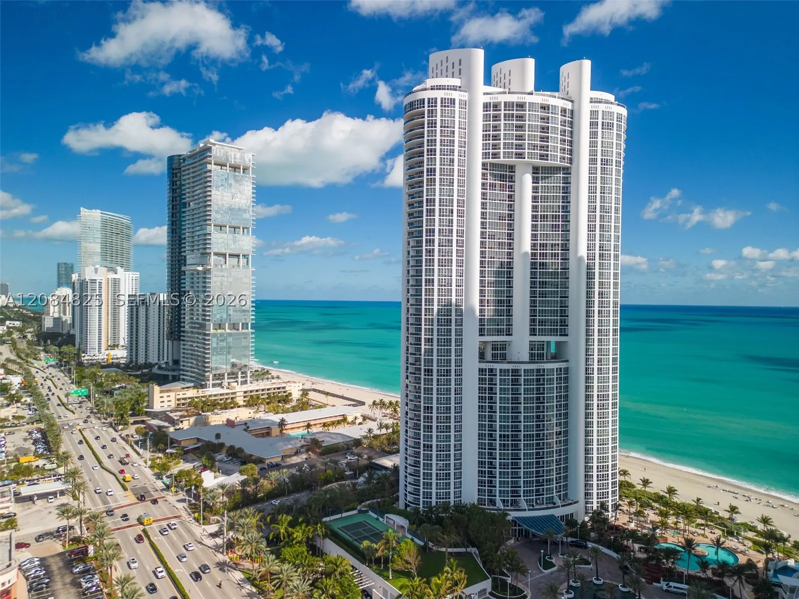 18201 Collins Ave #4709