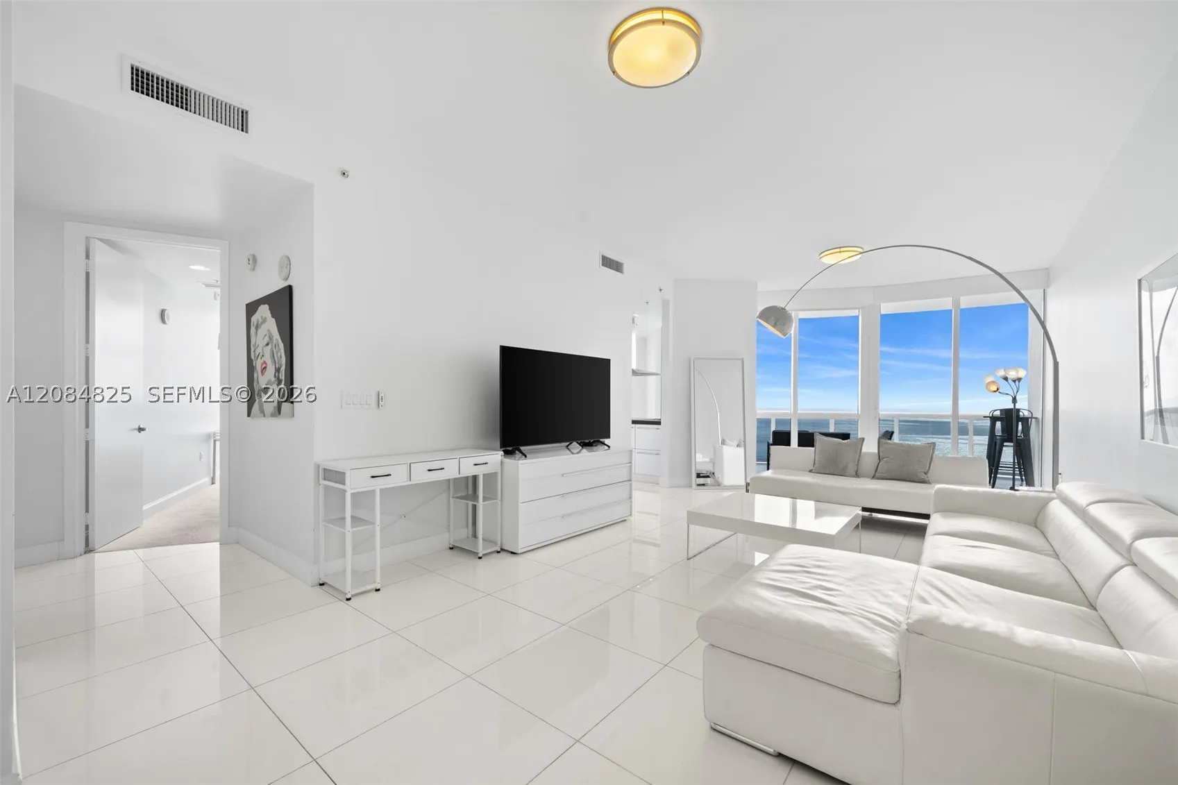 18201 Collins Ave #4709