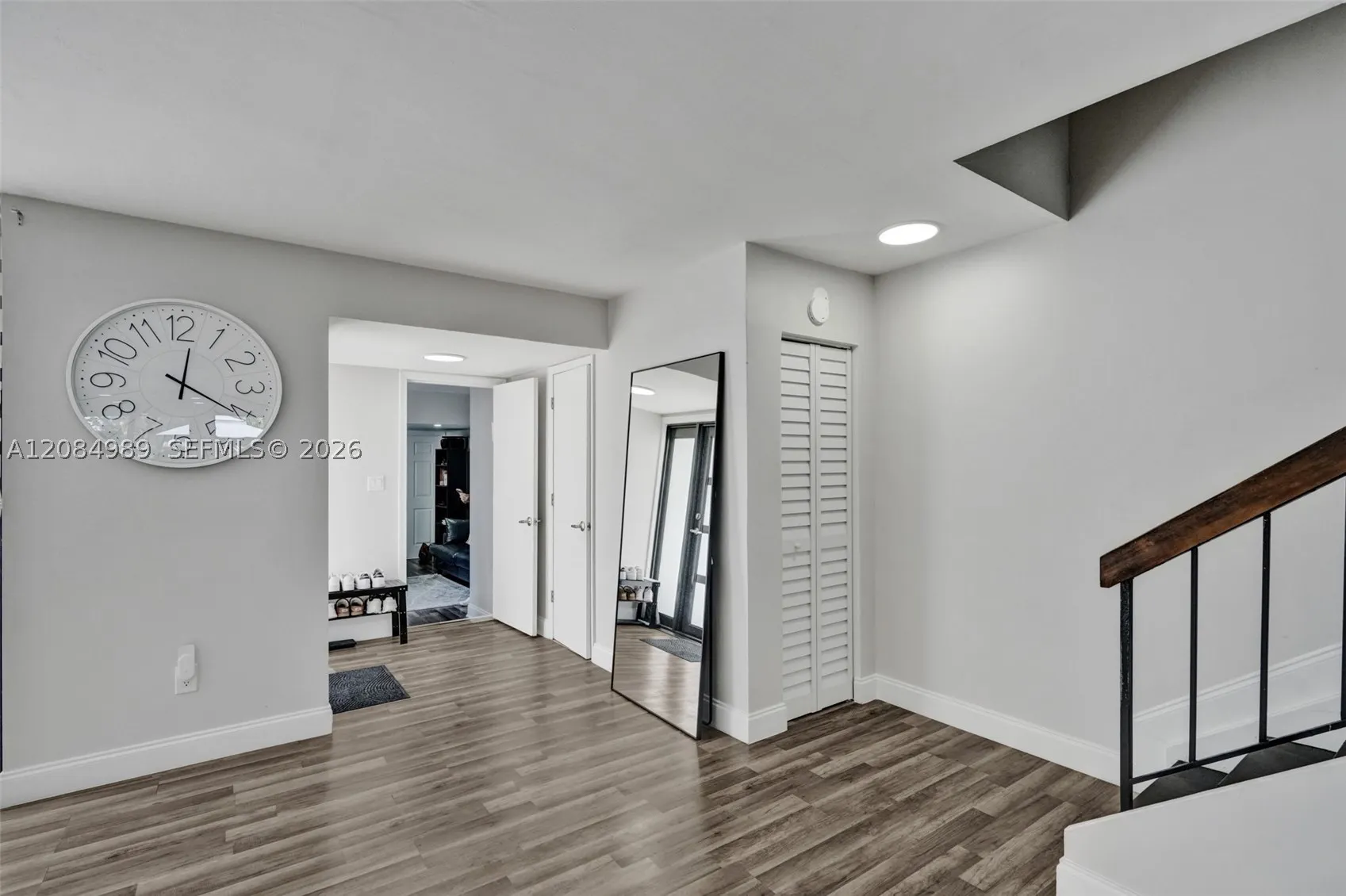 685 NE 206th Ter