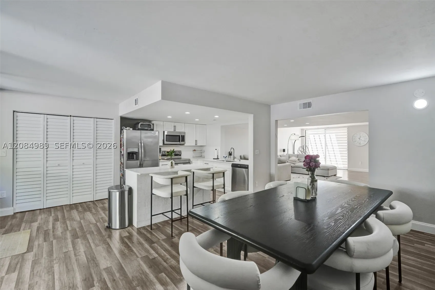 685 NE 206th Ter