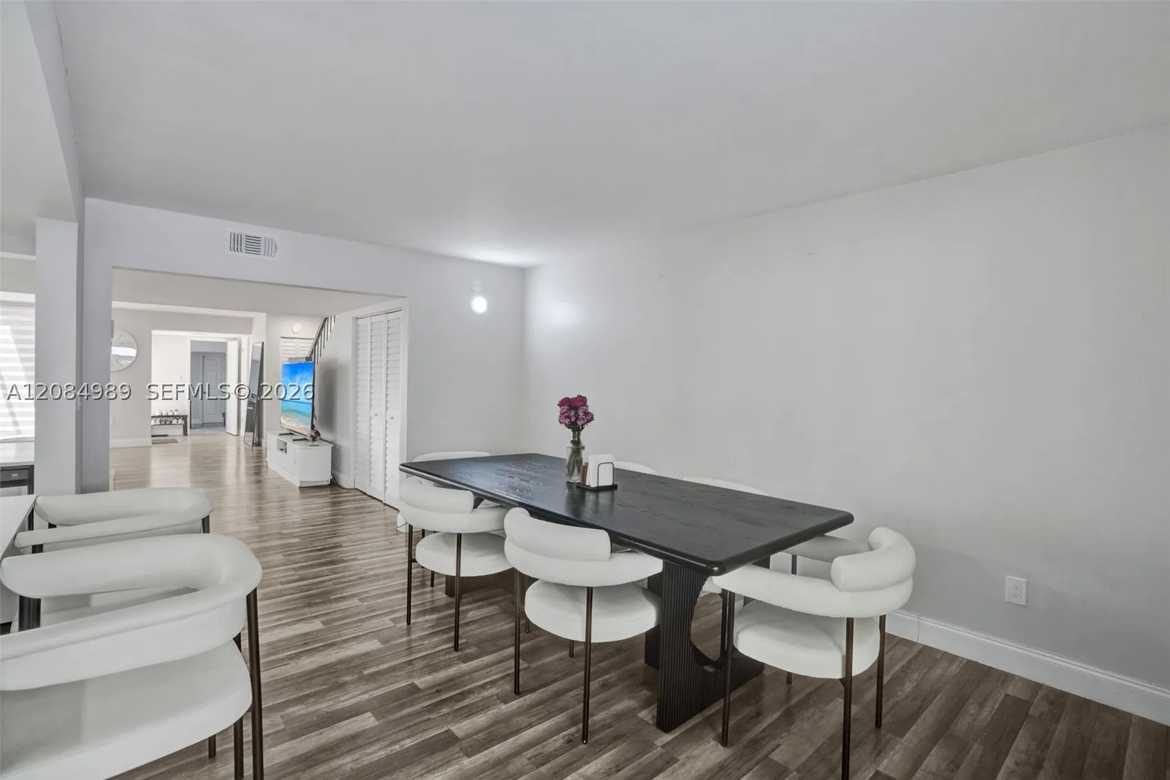 685 NE 206th Ter