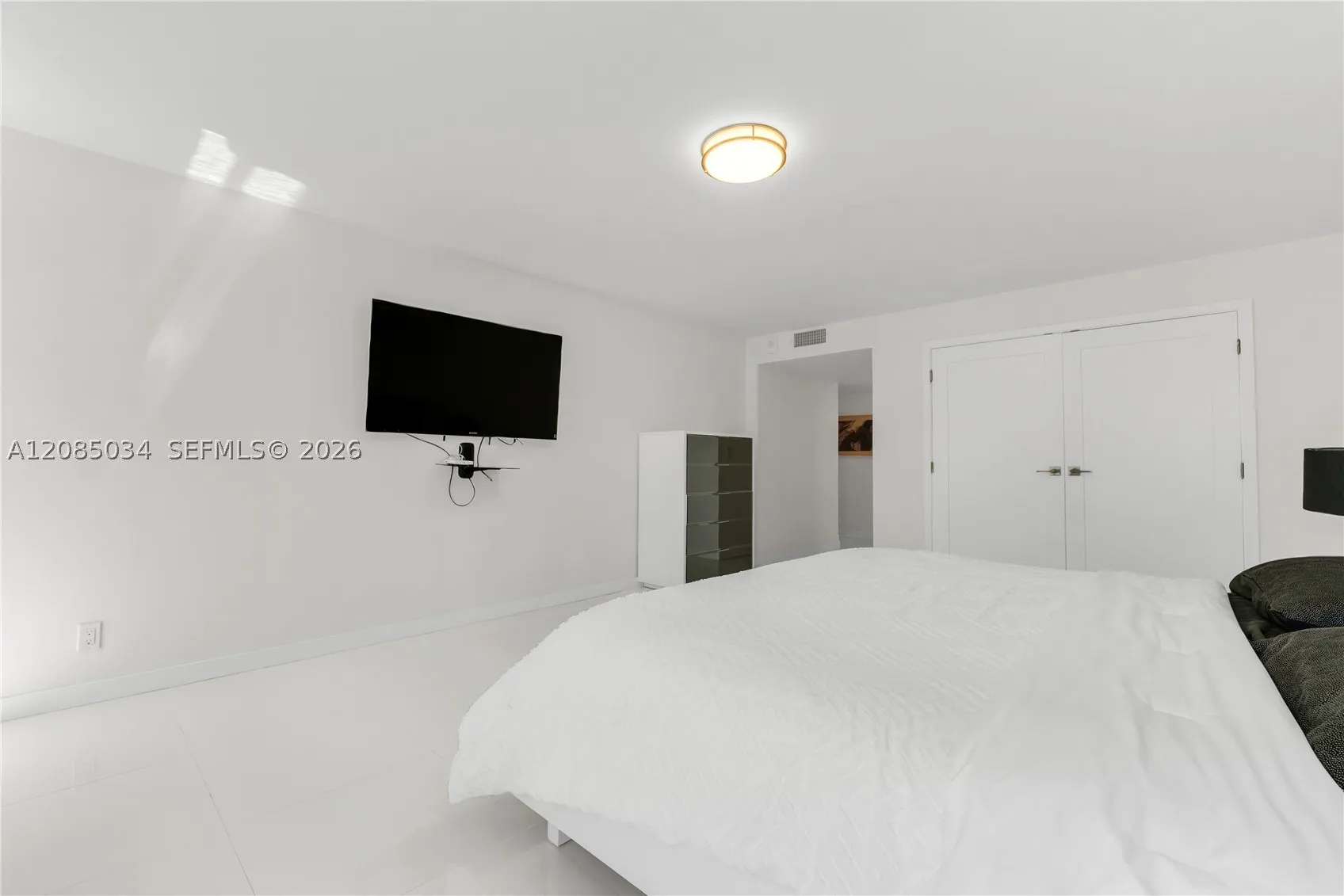 1920 S Ocean Dr #3A