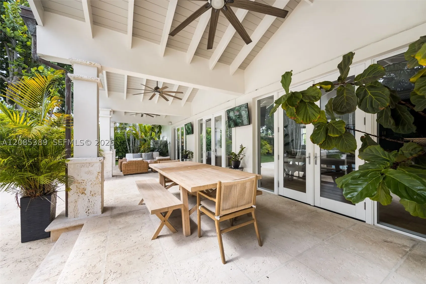 444 Bargello Ave