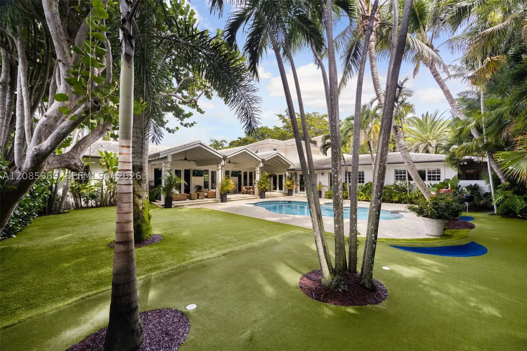 444 Bargello Ave