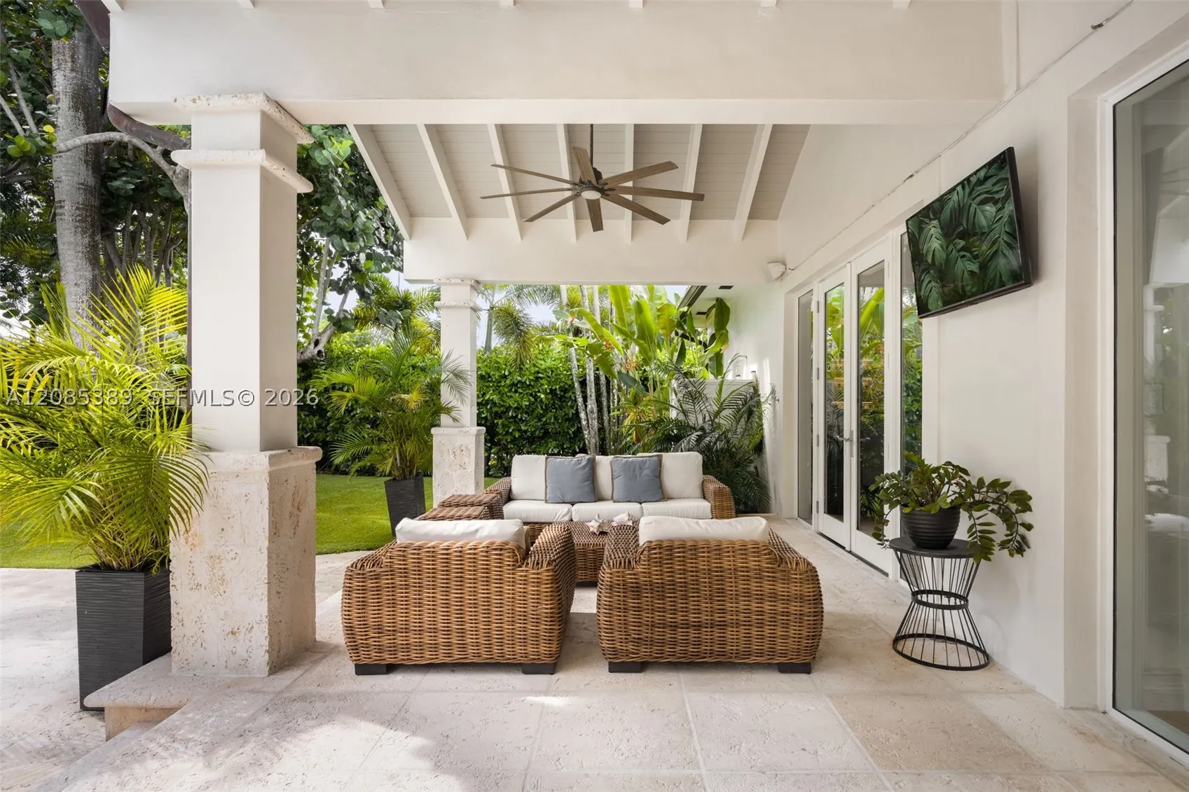 444 Bargello Ave