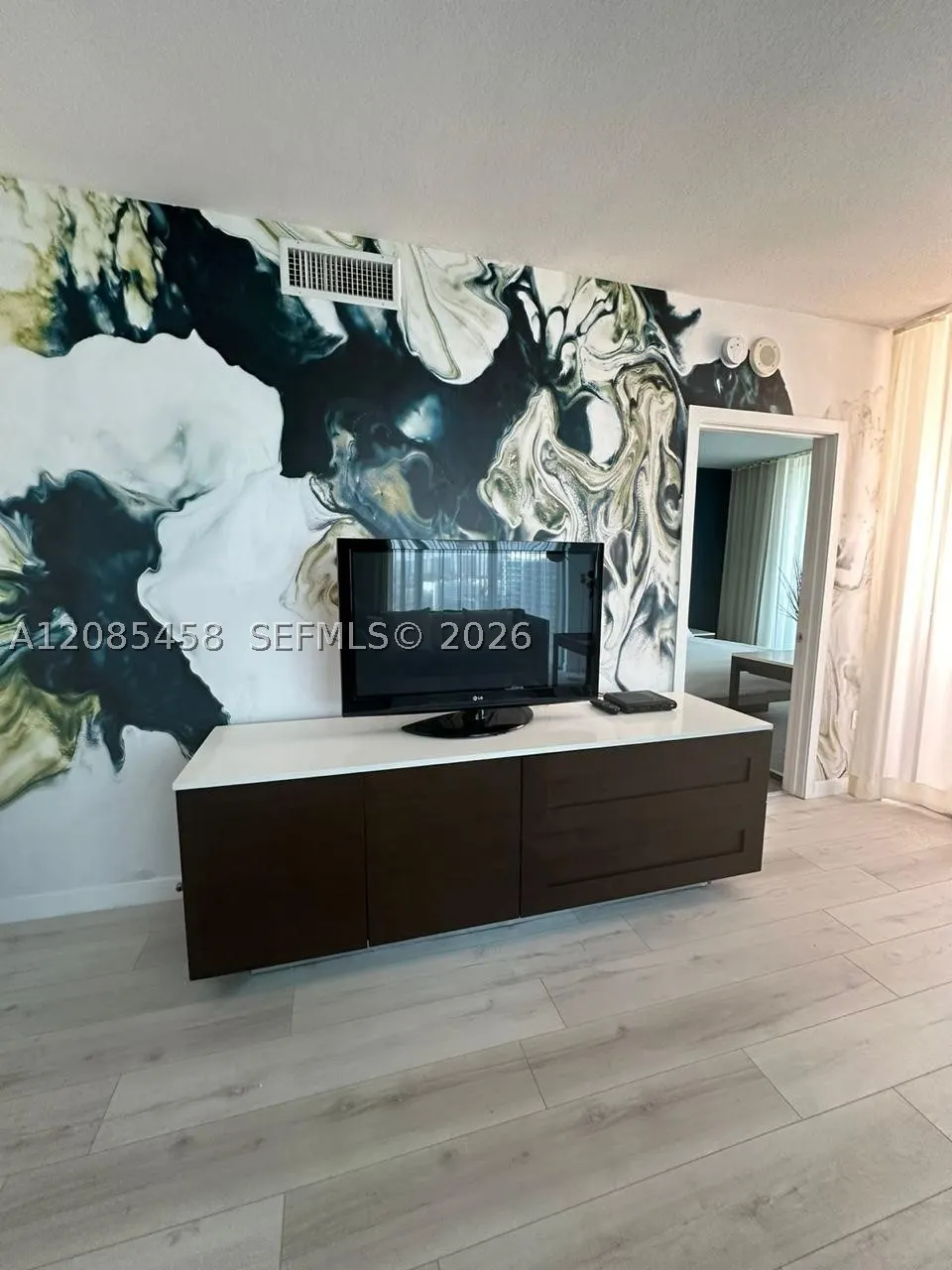 17315 Collins Ave #2006