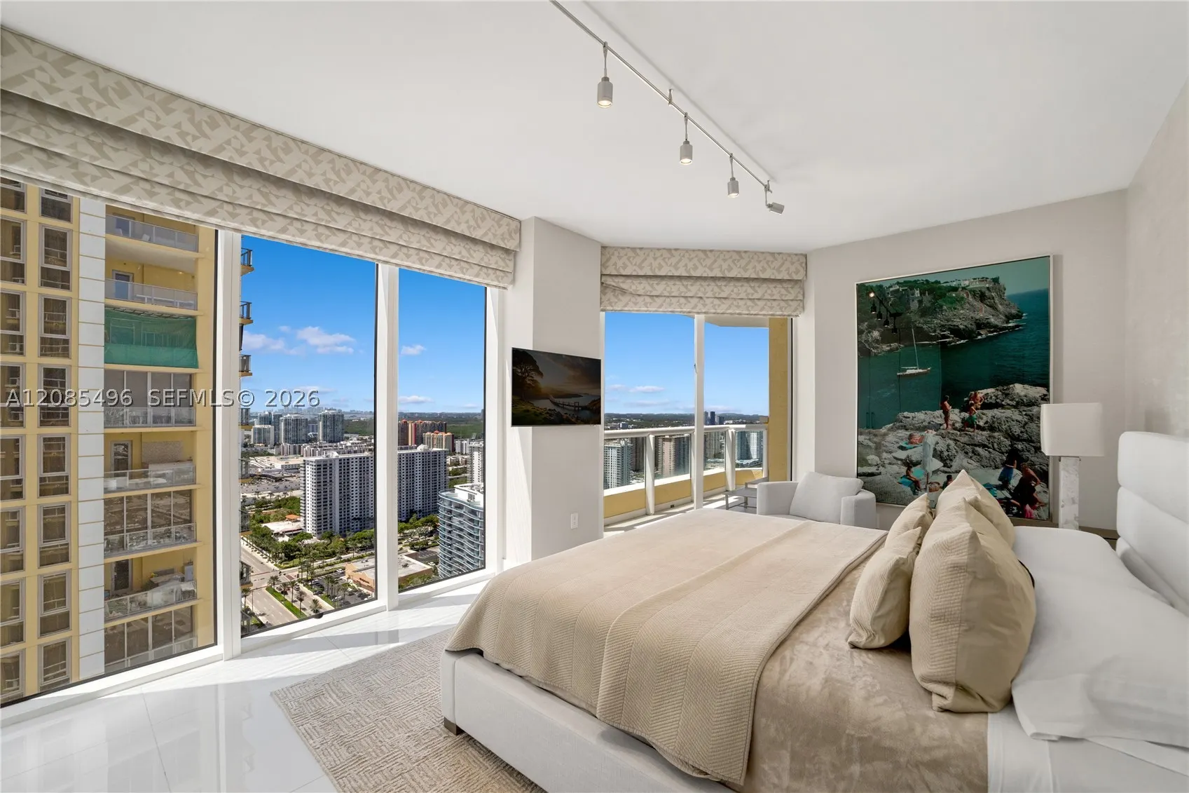 17875 Collins Ave #3406