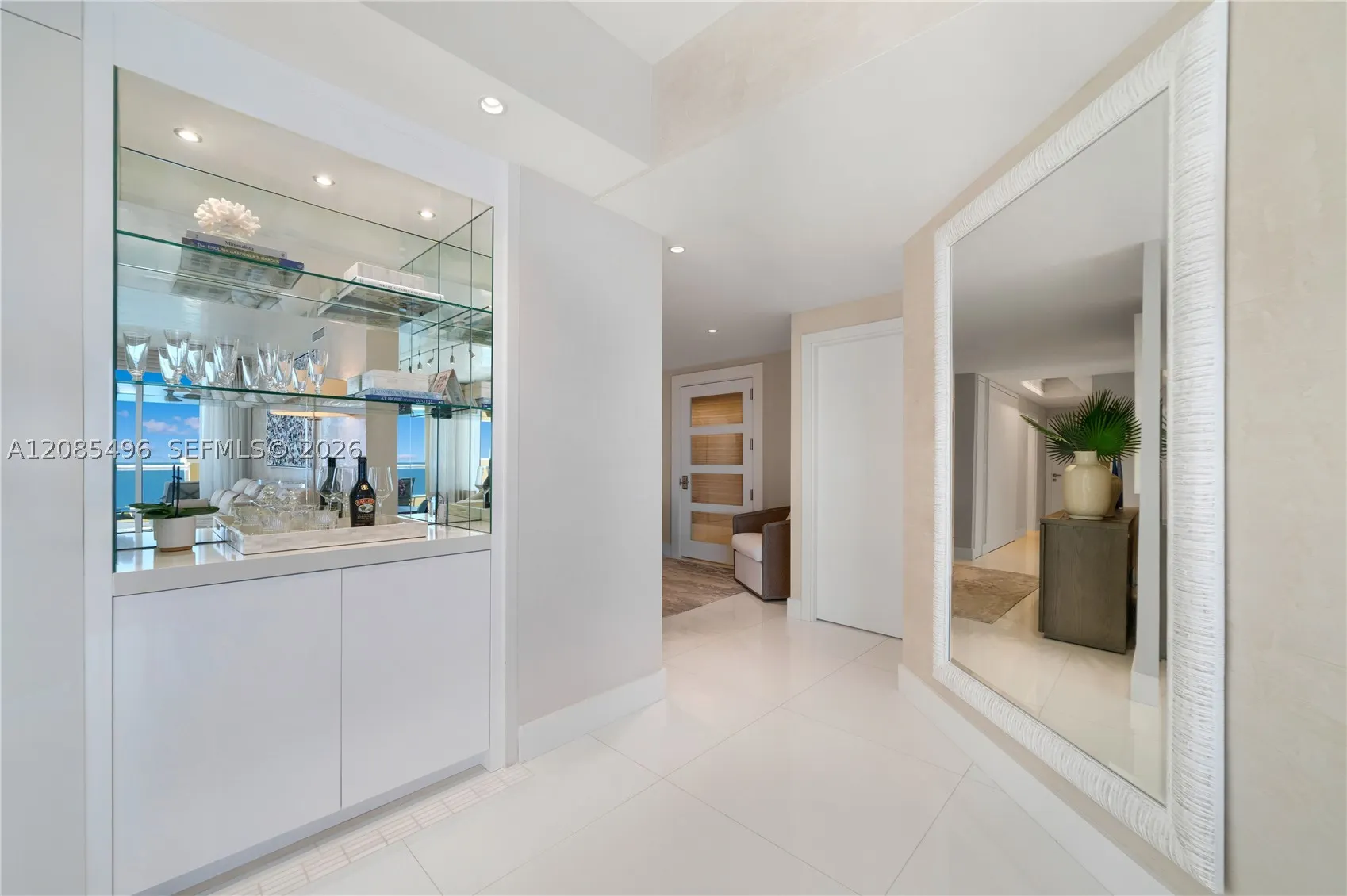 17875 Collins Ave #3406