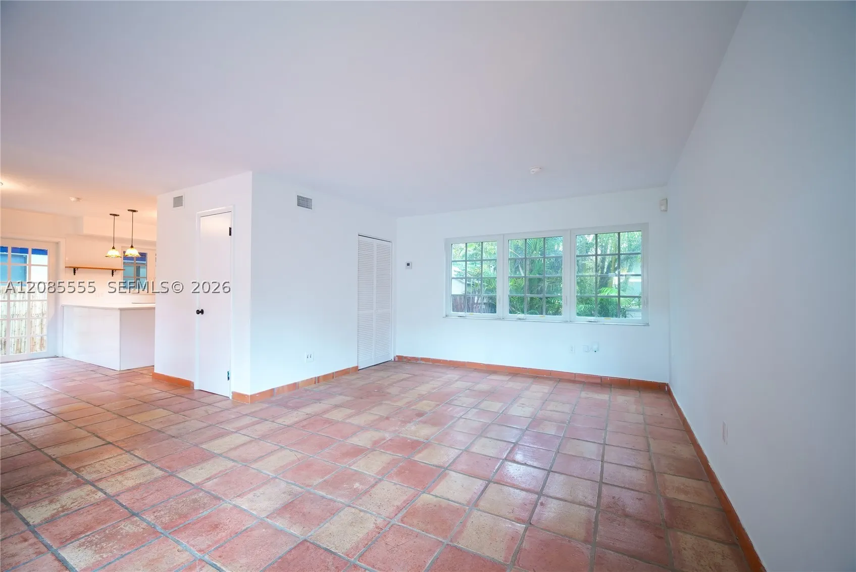 1114 Columbus Blvd