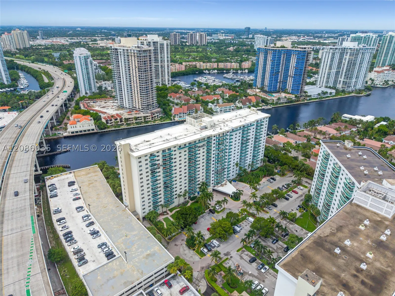 19390 Collins Ave #1520