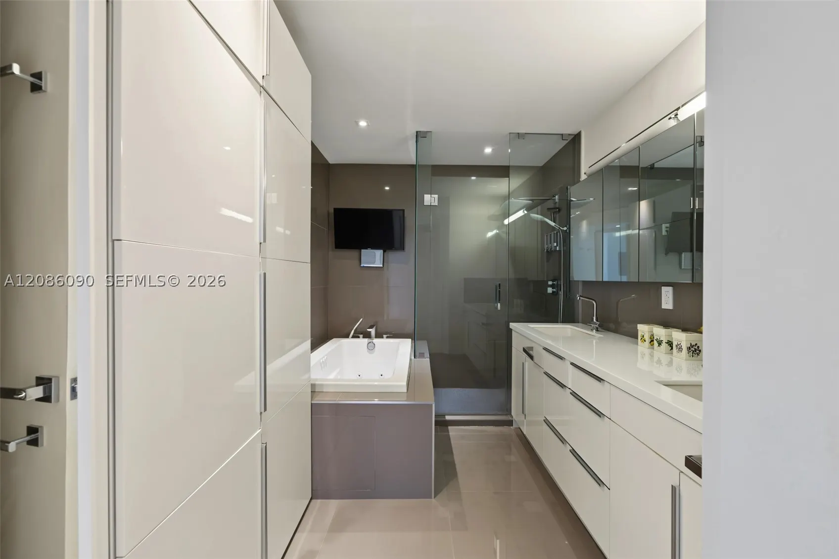 16500 Collins Ave #2654