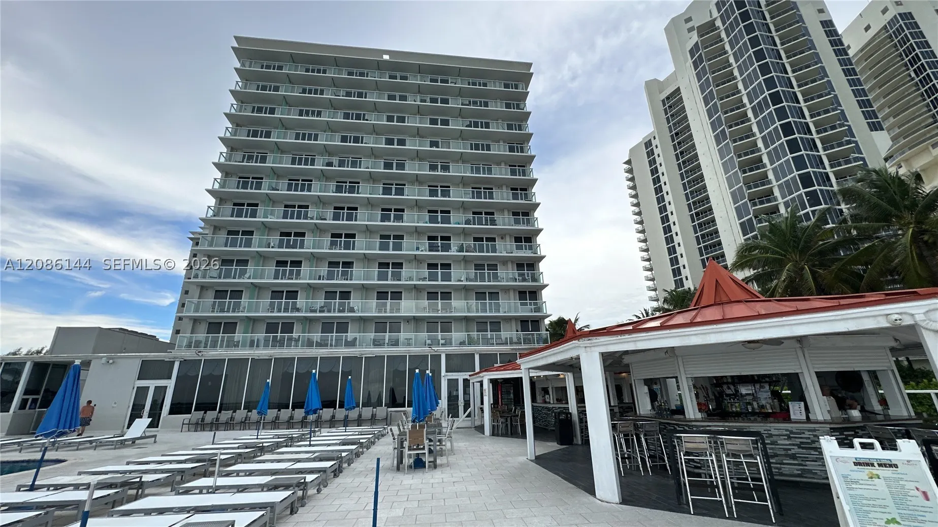 19201 Collins Ave #1119