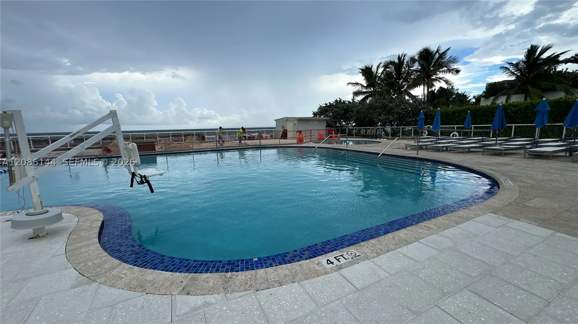 19201 Collins Ave #1119