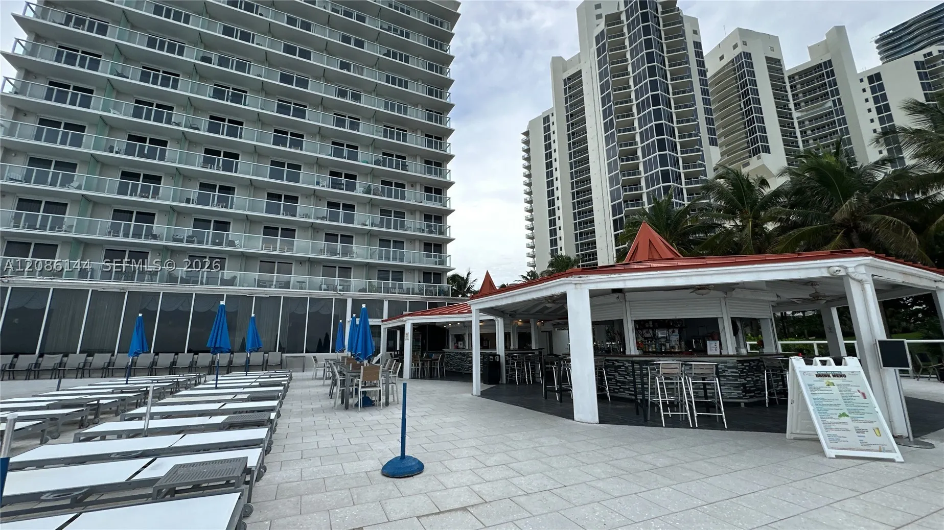 19201 Collins Ave #1119