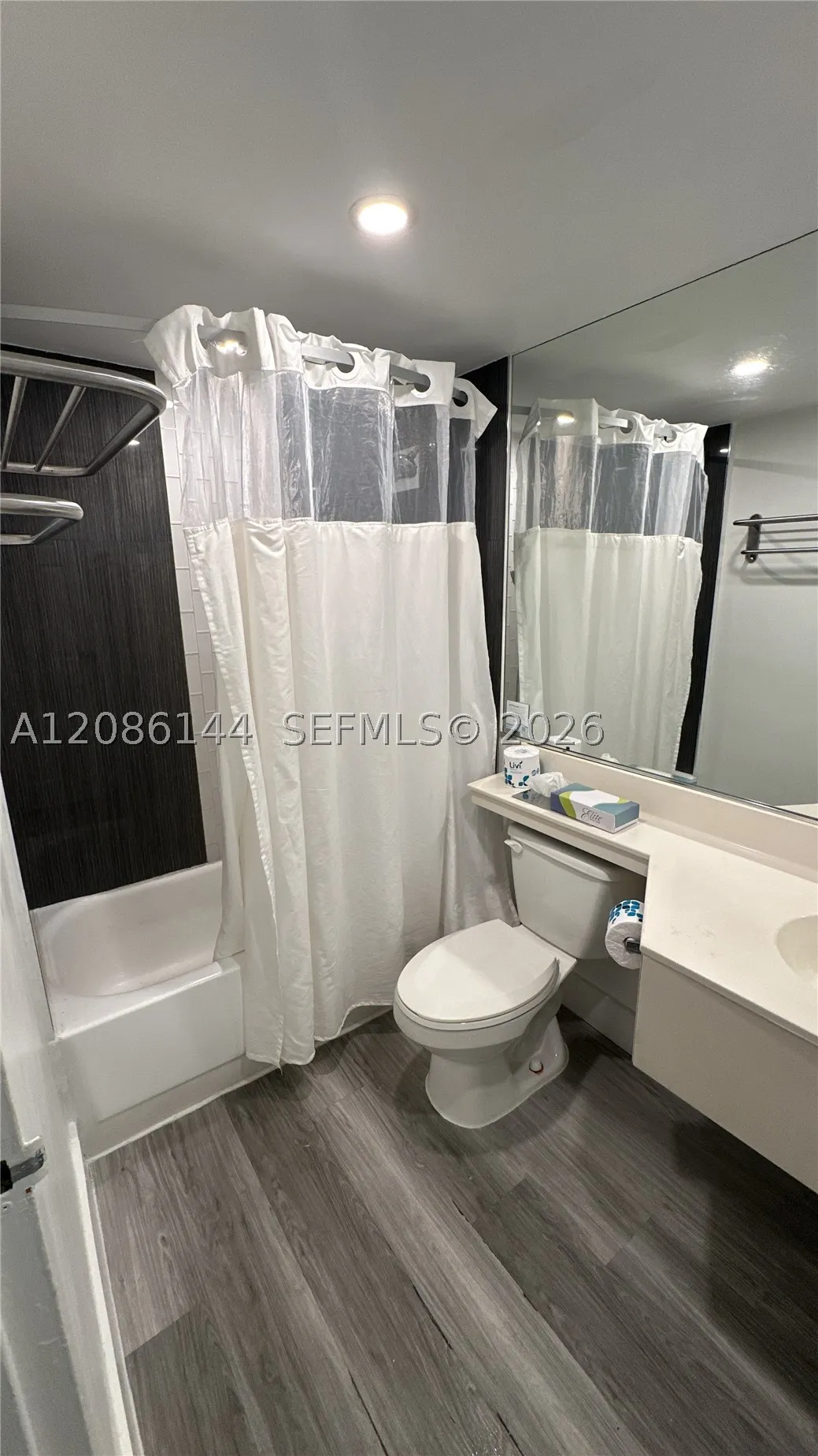19201 Collins Ave #1119