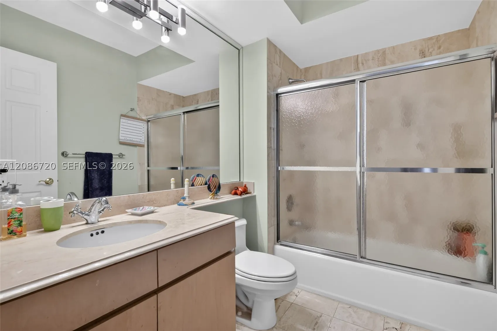 18671 Collins Ave #2501