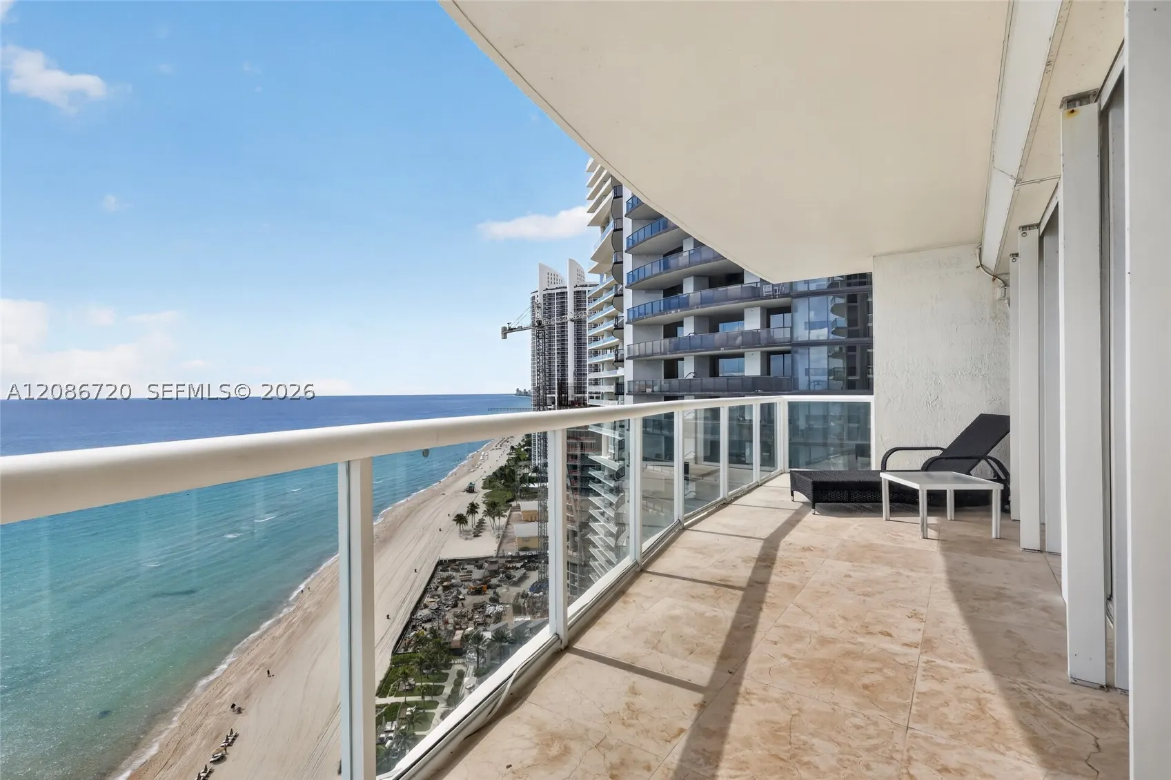 18671 Collins Ave #2501