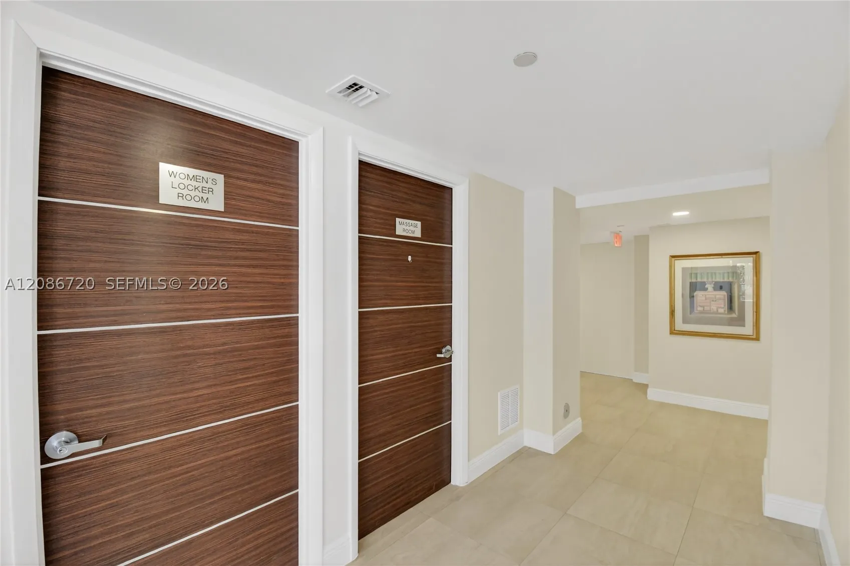 18671 Collins Ave #2501