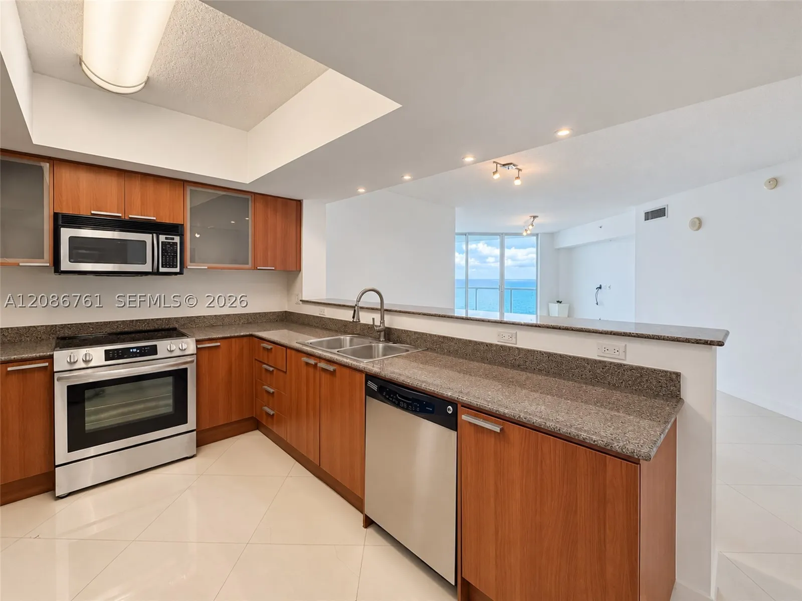 16699 Collins Ave #1610