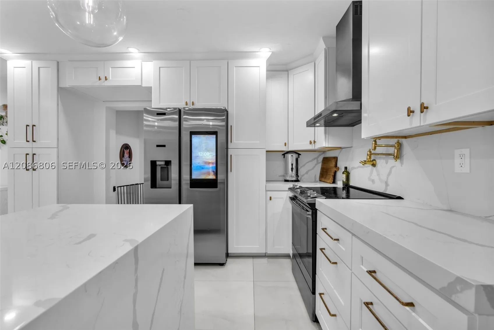 2395 NE 184th Ter