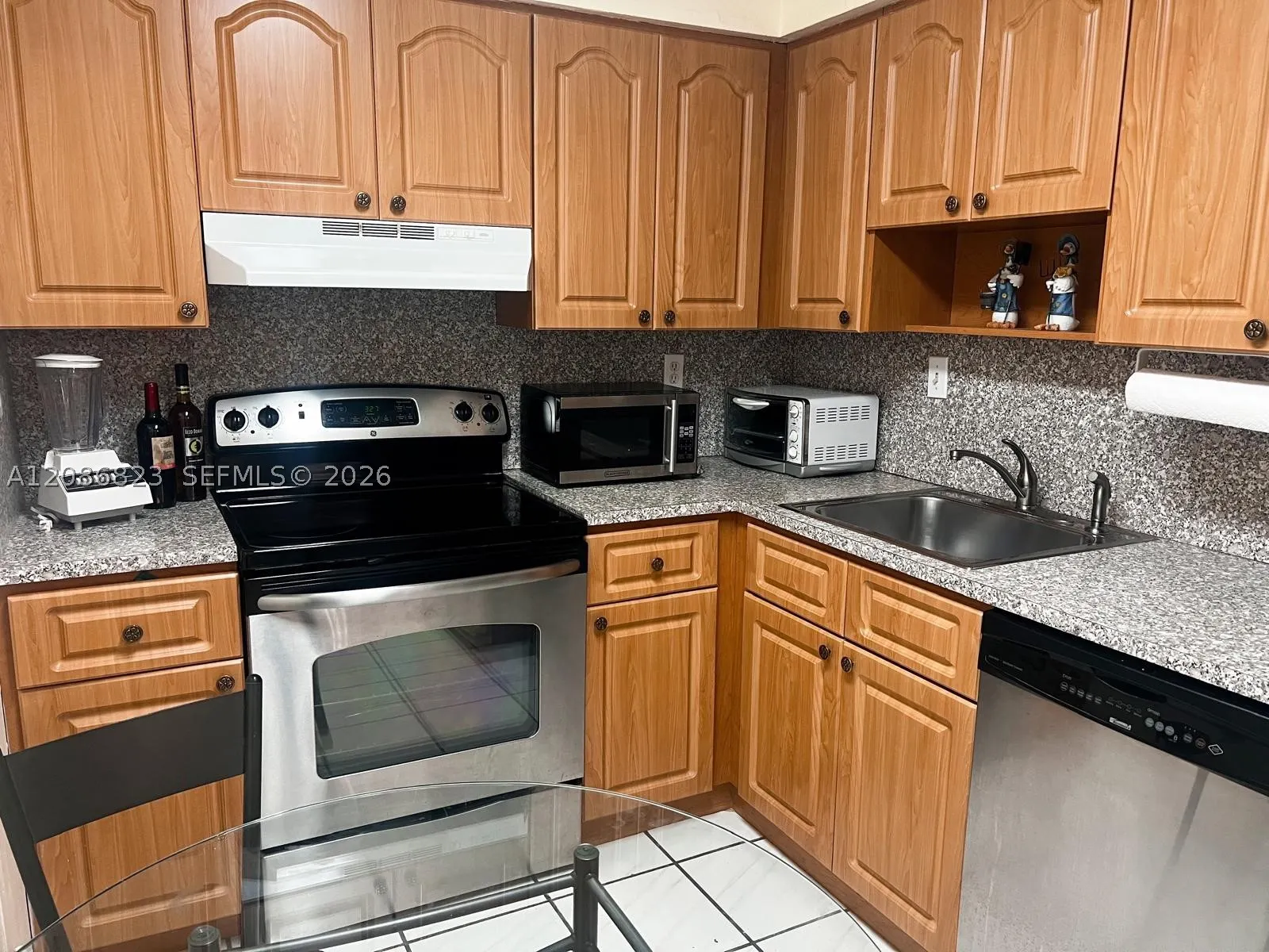 17800 Atlantic Blvd #204