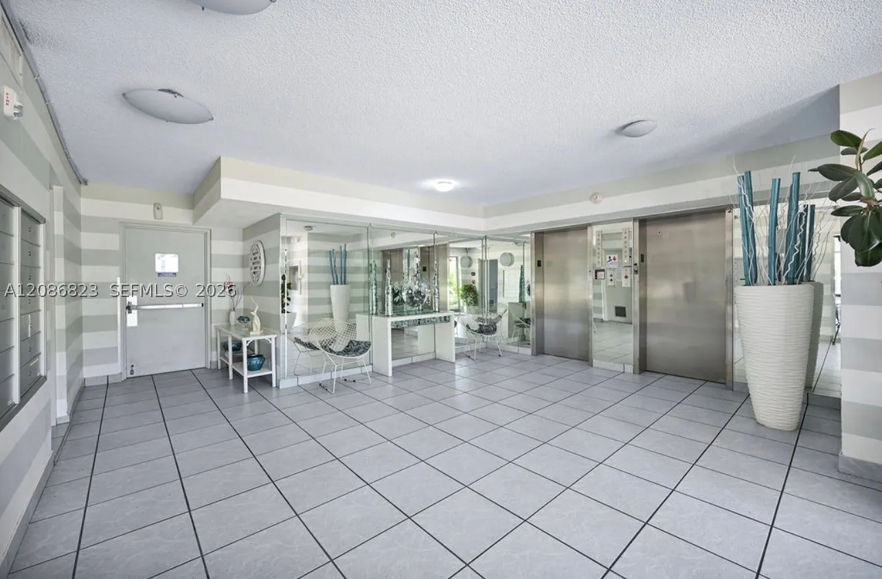 17800 Atlantic Blvd #204