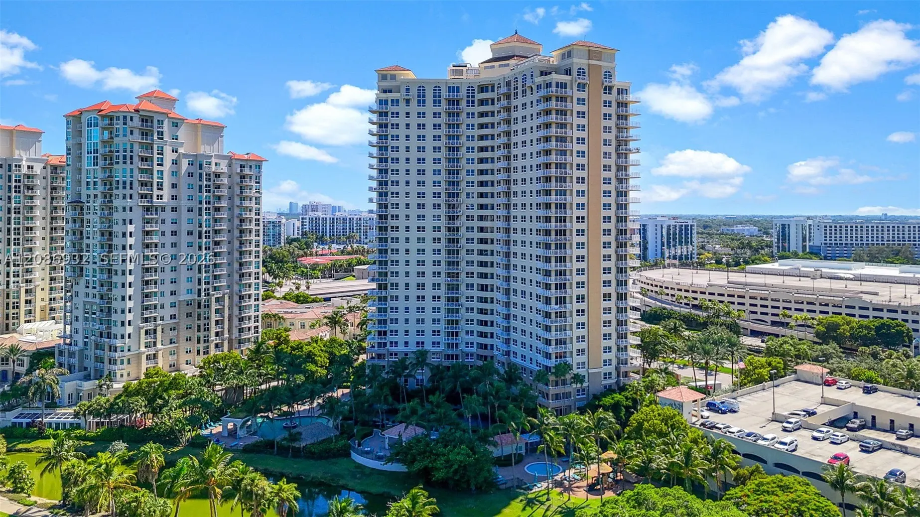 19501 W Country Club Dr #1508