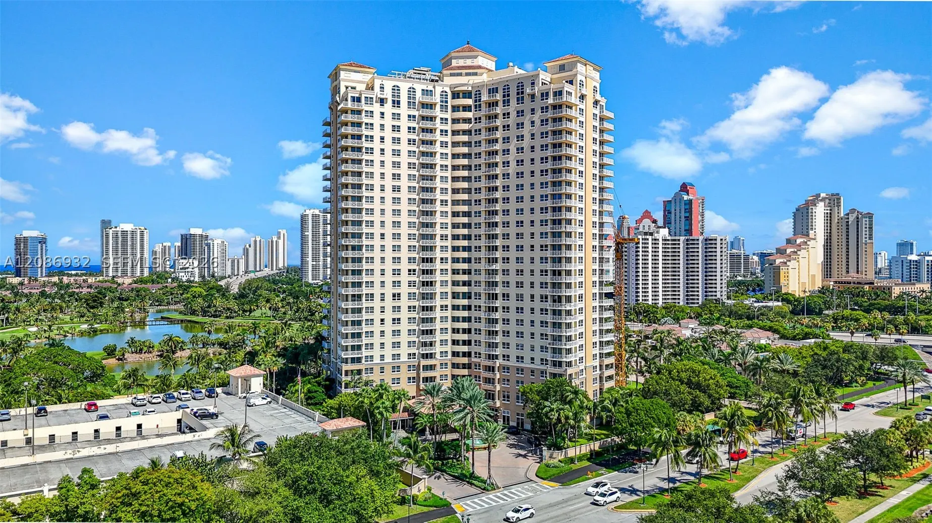 19501 W Country Club Dr #1508
