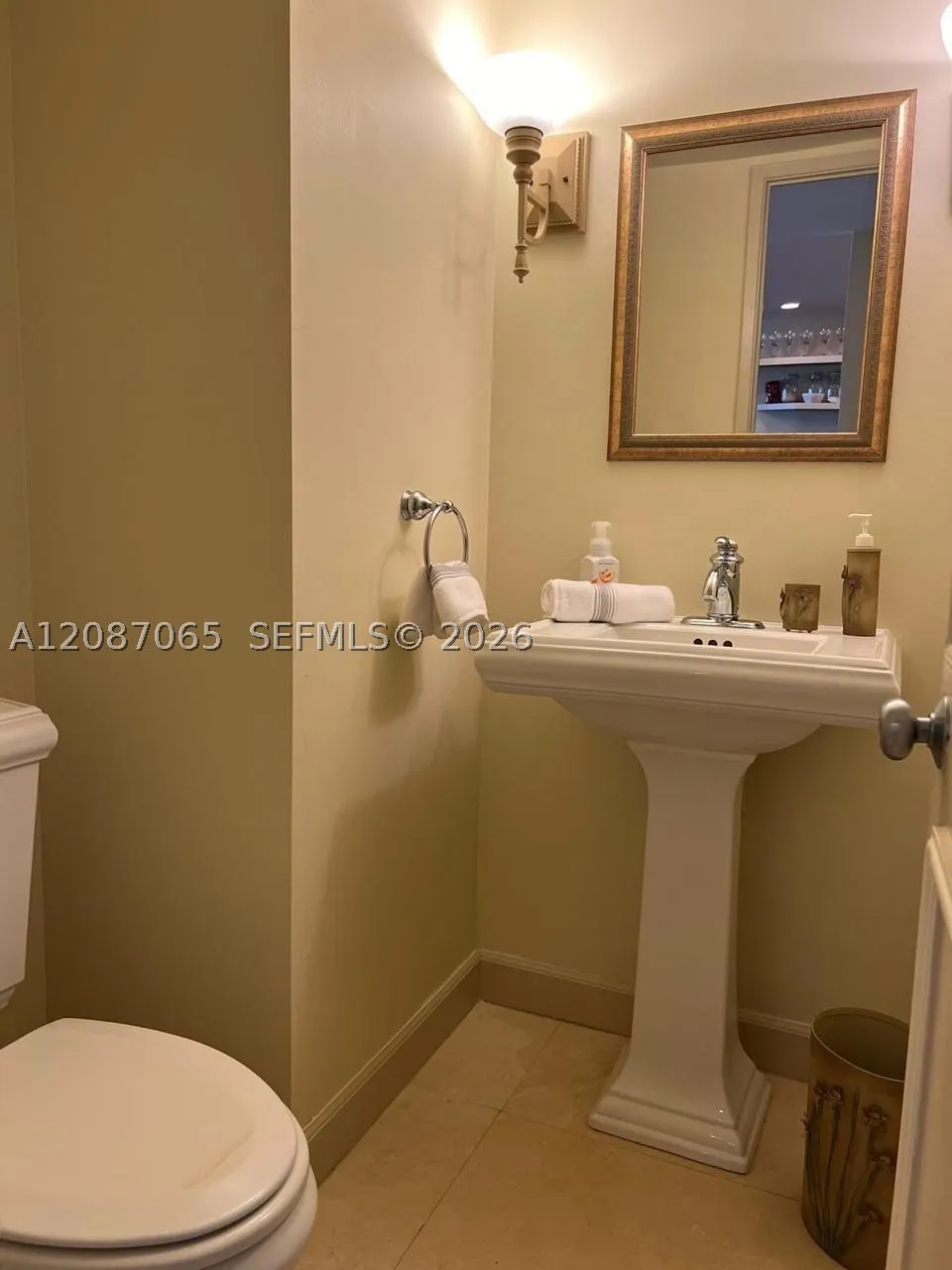 18151 NE 31st Ct #1005