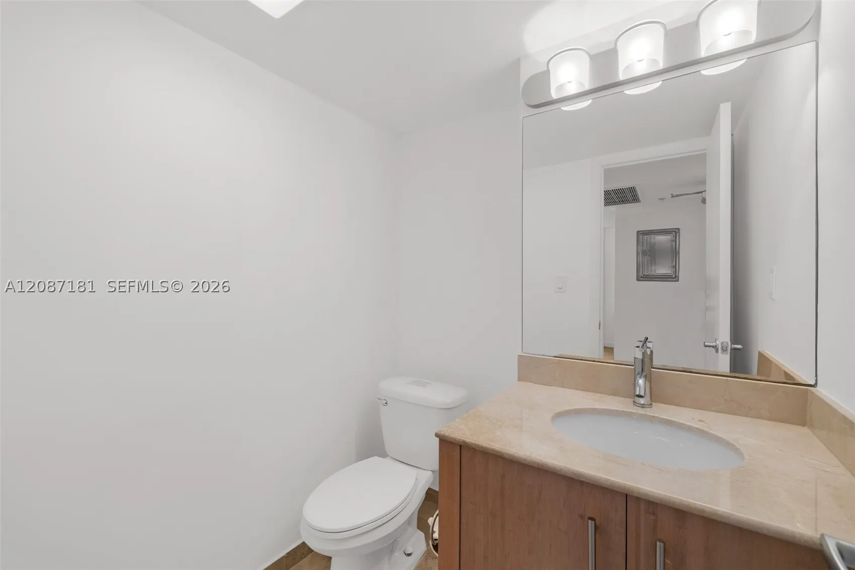 10275 Collins Ave #1511