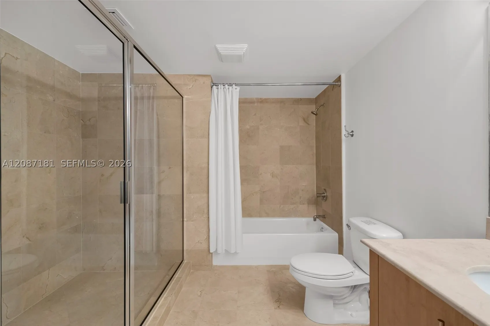 10275 Collins Ave #1511
