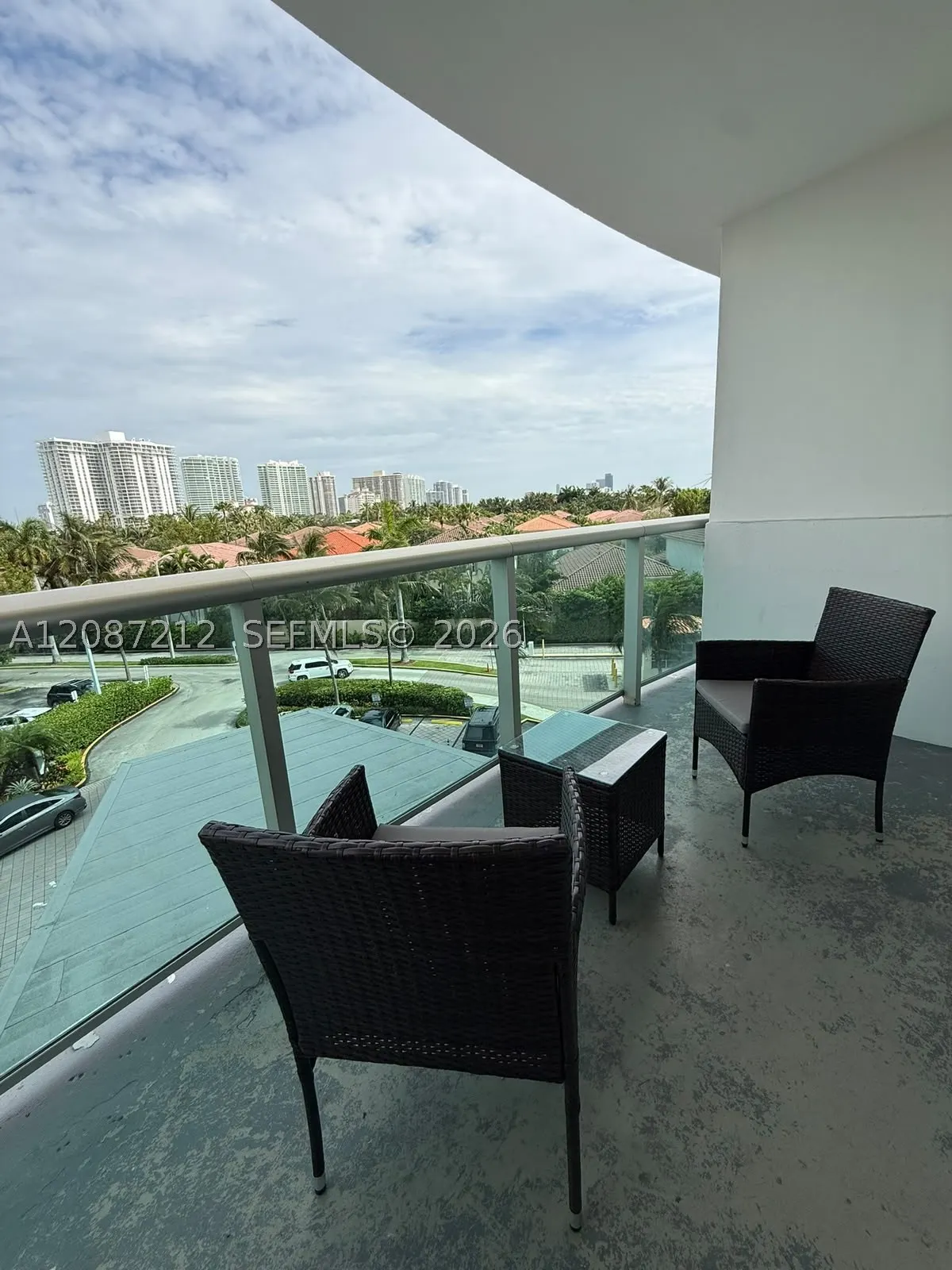 19370 Collins Ave #418