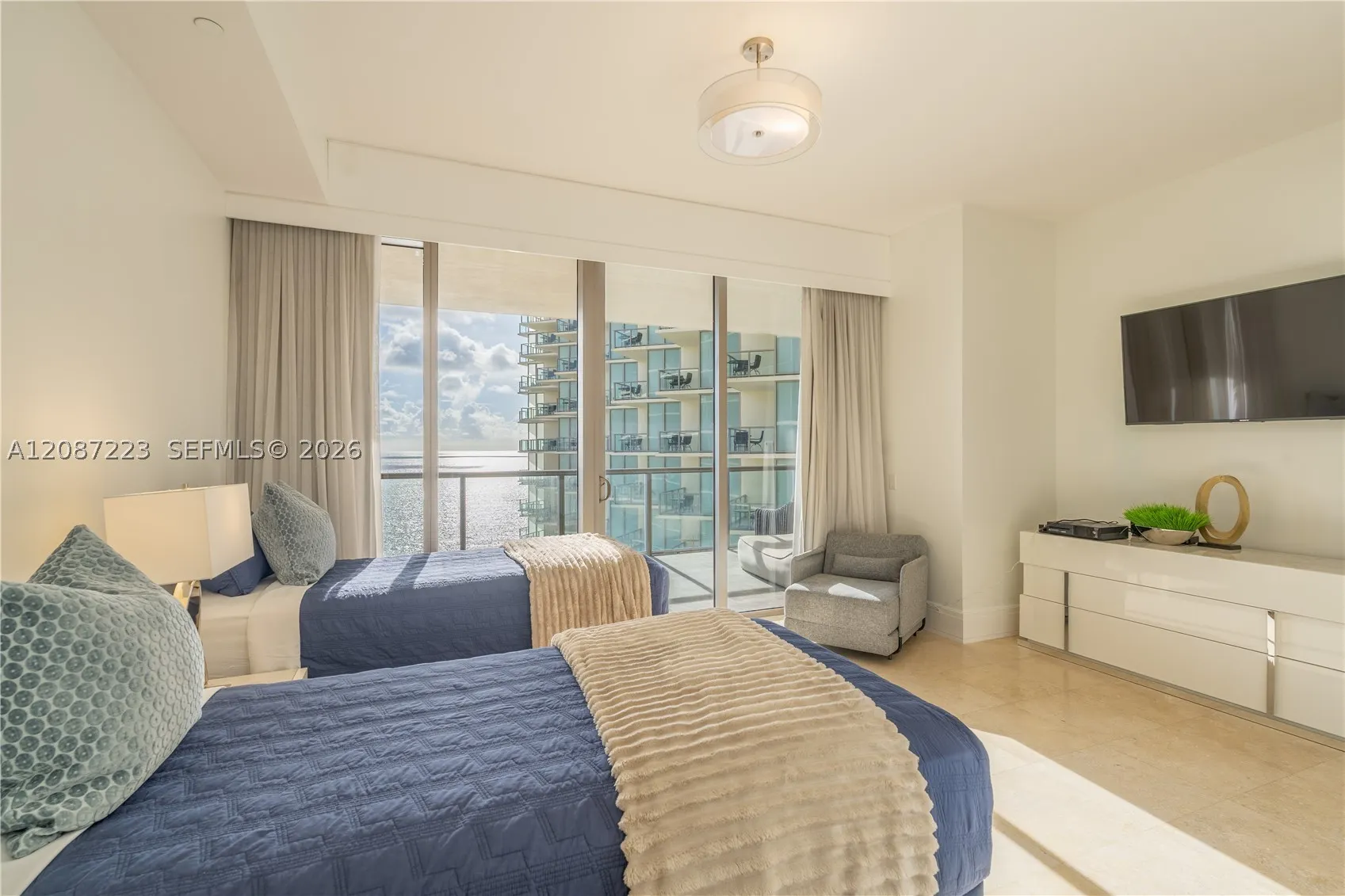 9705 Collins Ave #1104N