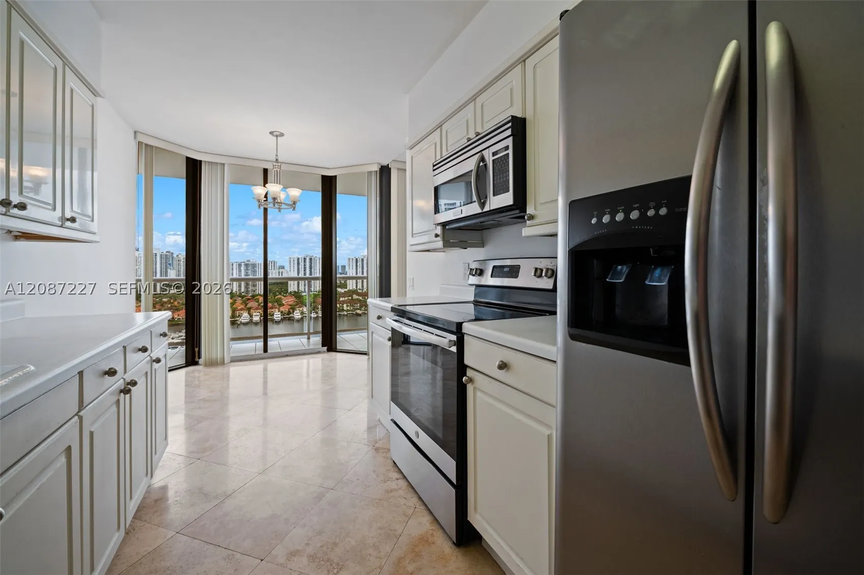 3640 Yacht Club Drive #1807