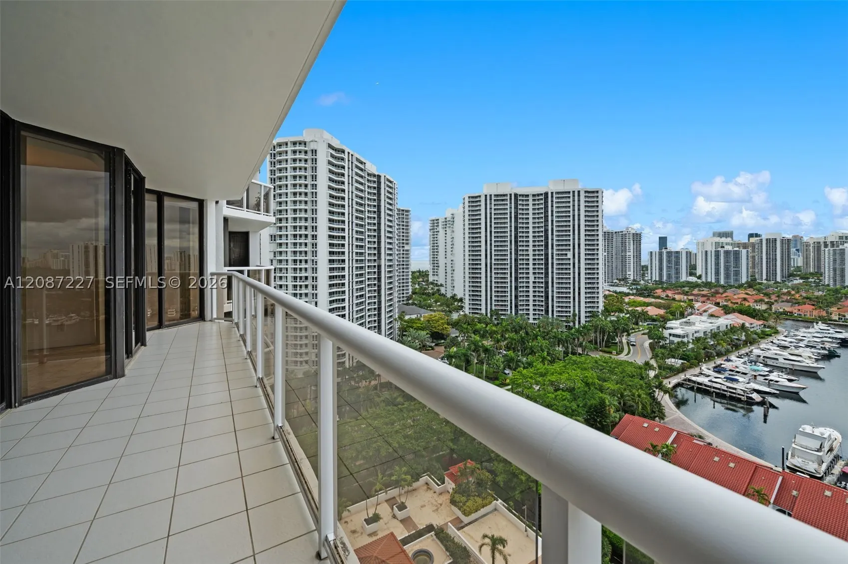 3640 Yacht Club Drive #1807