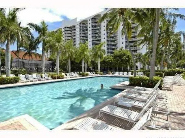 3640 Yacht Club Drive #1807