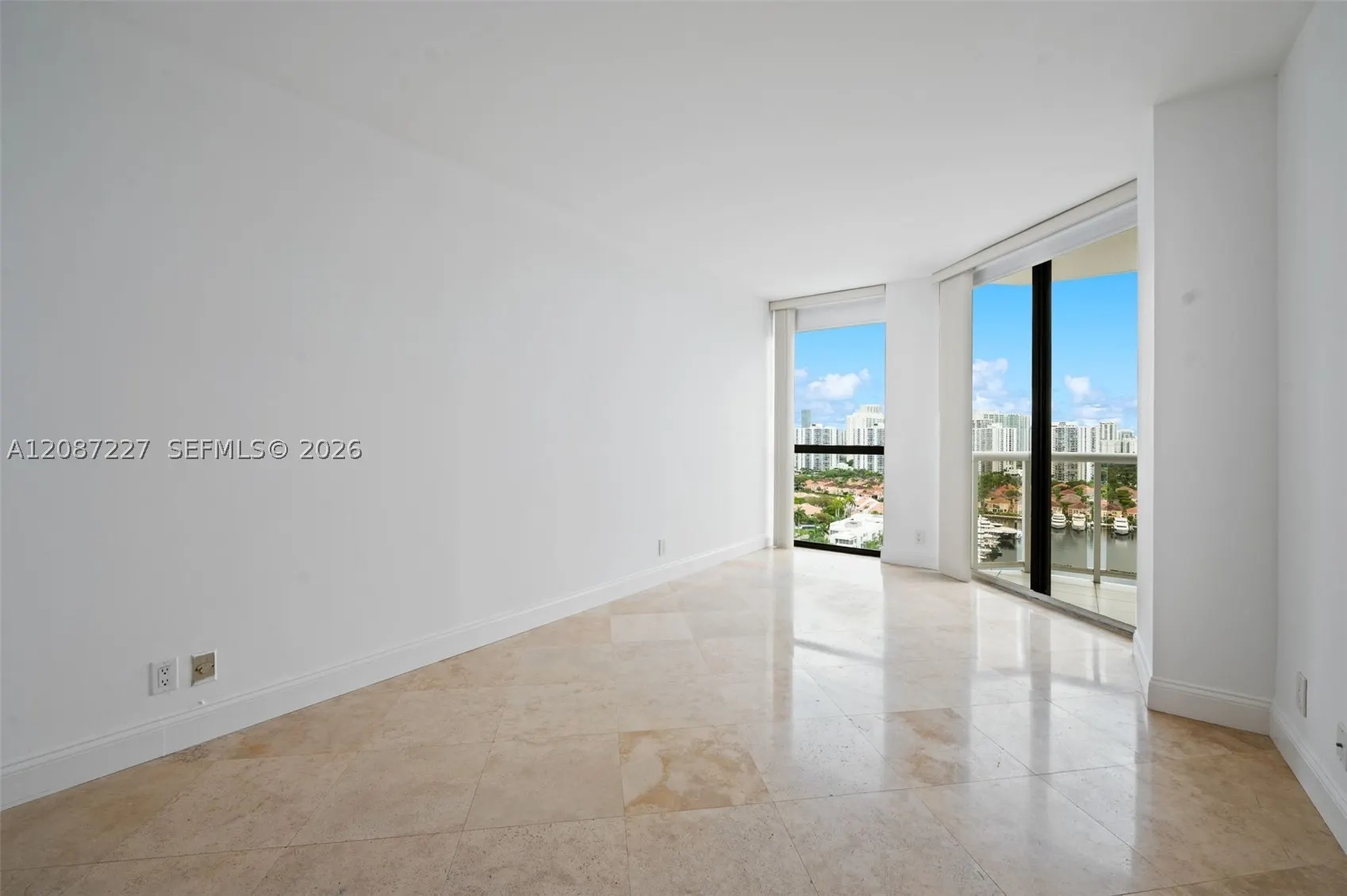 3640 Yacht Club Drive #1807
