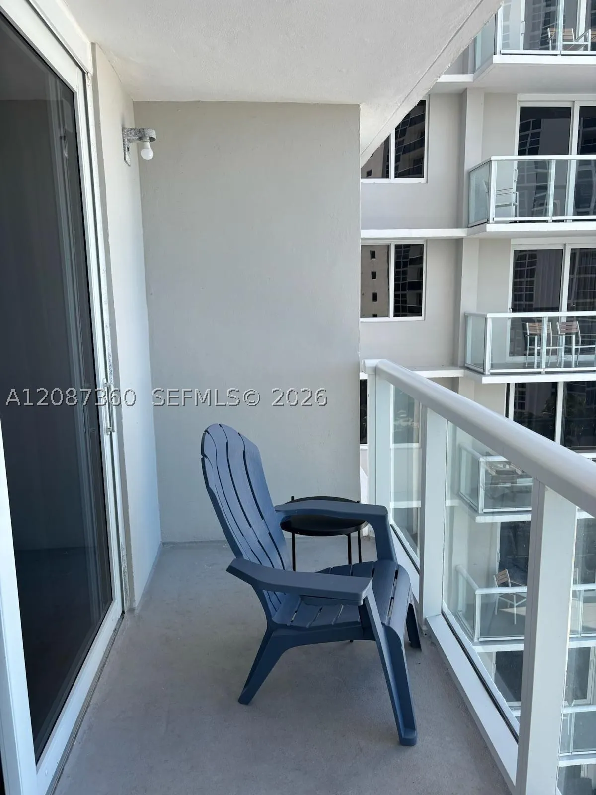 19201 Collins Ave #747