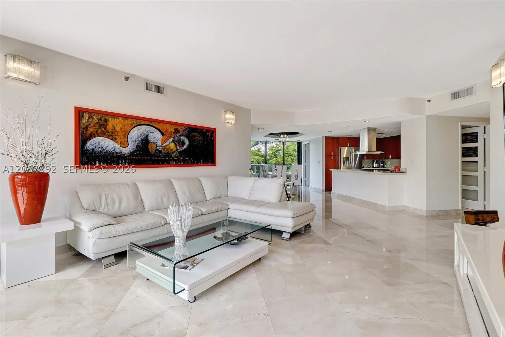 4000 ISLAND BLVD #402